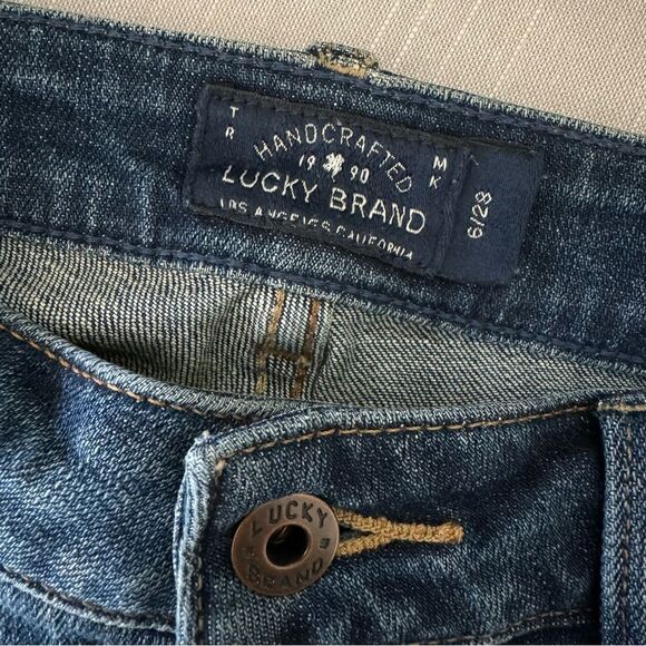 Women’s Lucky Brand Jeans Lolita Capri Distressed - Picture 9 of 11